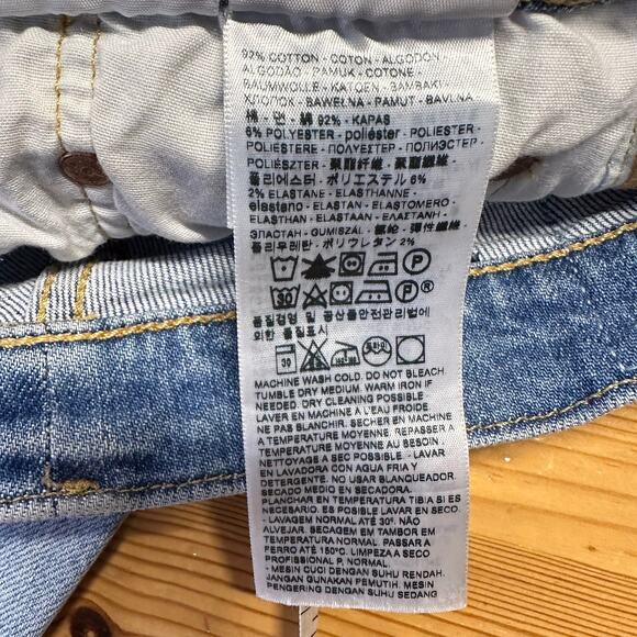 Levi's 501 Jeans Sz 26 Skinny Italian Selvedge Denim Heart Break High Light Wash - Picture 15 of 16